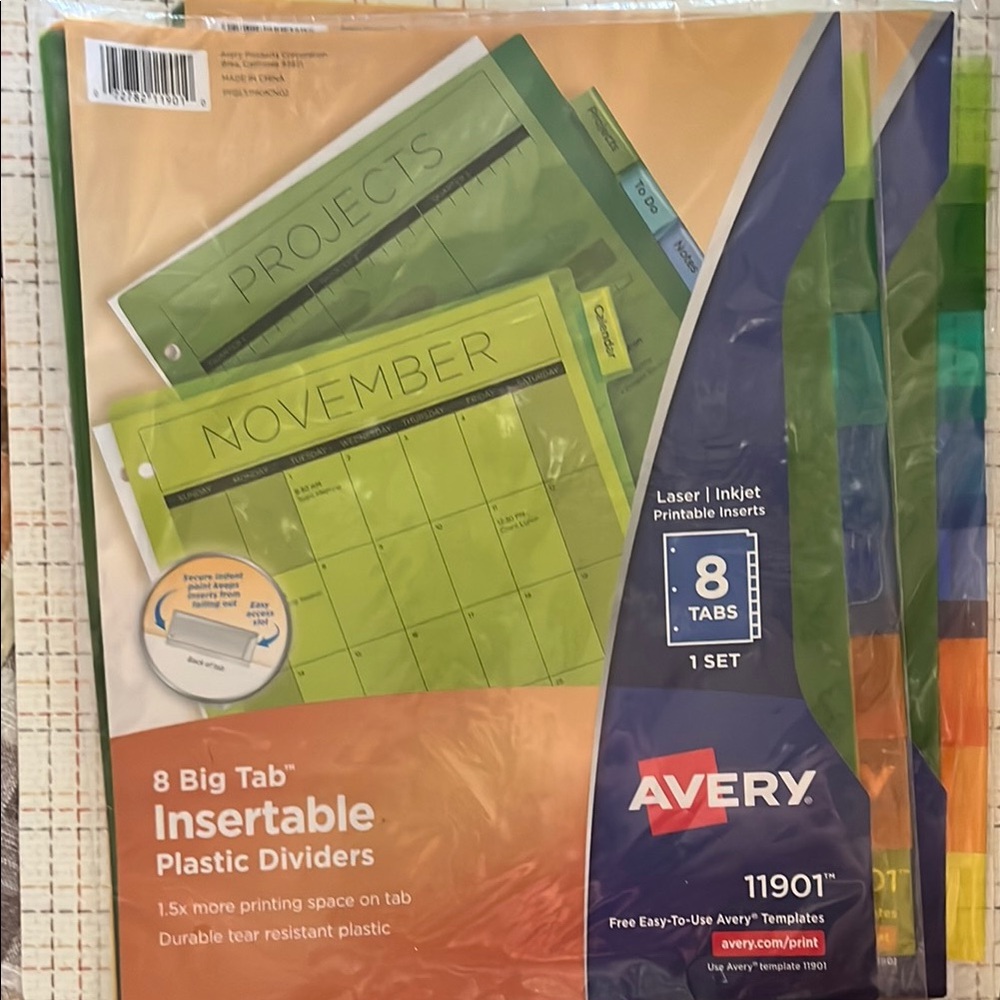 Avery 8-Tab Insertable Plastic Dividers - Green and Purple- 3 sets